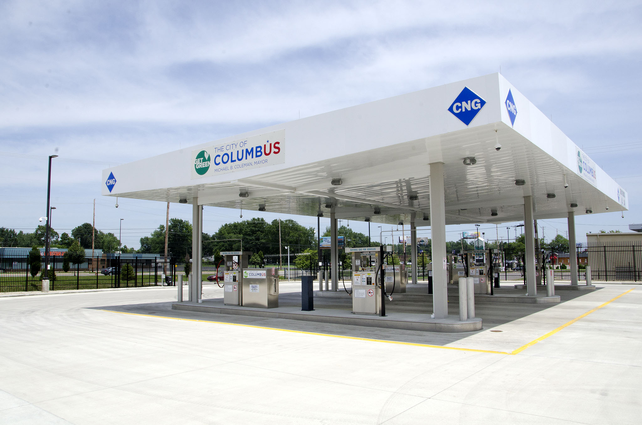 gas stations near columbus ohio airport