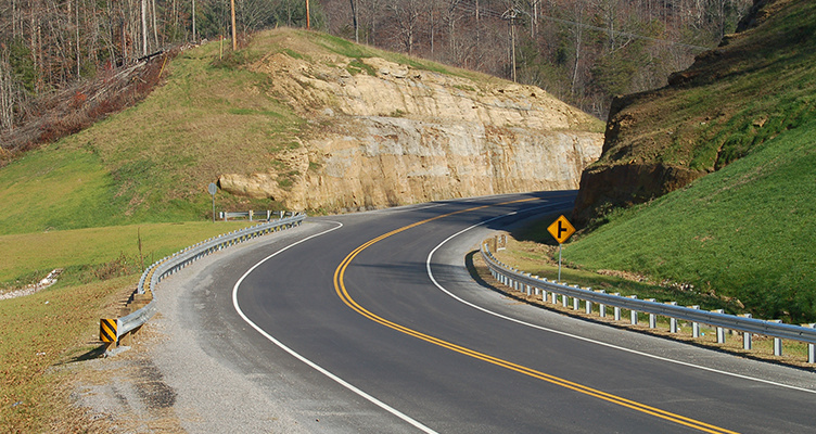 KY 40 over Paint Creek and Barnett Creek - DLZ